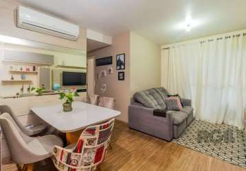 Apartamento de 3 dormitórios, sendo 1 suíte,com 70² de área privativa, living 2 ambientes, com sacada e churrasqueira, cozinha, área de serviço,  uma vaga de garagem coberta, conndomínio com piscina a