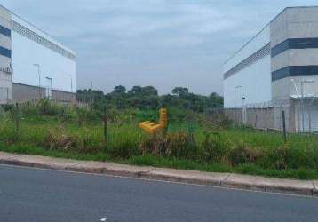 Área industrial com 3.038m² no éden