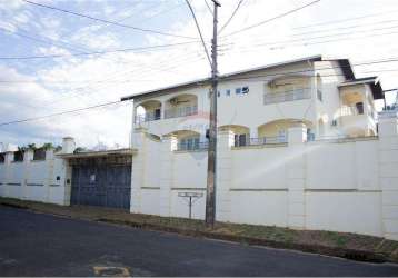 Casa alto padrão 4 dormitórios e 4 suítes à venda, 965 m² por r$ 3.350.000 - chácara santa fé - itapira/sp