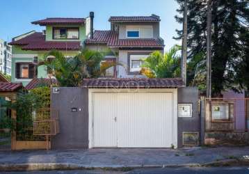 Casa com 3 quartos à venda na travessa nova trento, 211, tristeza, porto alegre por r$ 1.280.000