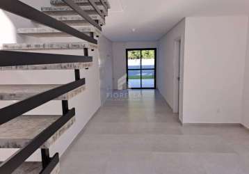 Casa em condomínio fechado com 3 quartos à venda na rua maria degrandis, 45, serraria, são josé por r$ 440.000