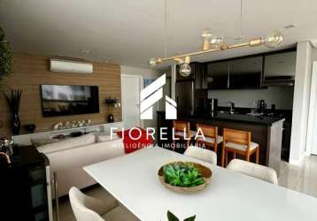 Apartamento de 3 suítes, 2 vagas, 115 m², à venda, no bairro balneário do estreito em florianópolis-sc