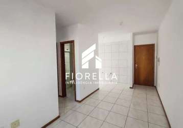 Apartamento 02 dormitórios no bairro real parque - são josé/sc.