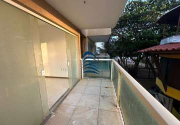 Cobertura duplex em praia do flamengo - 2 suítes com 110m² - condomínio frente mar - 1 vaga descoberta - prédio de escada