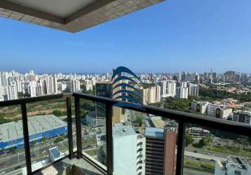 Apartamento com 58m², 2/4 com suíte, varanda, nunca habitado, andar altíssimo