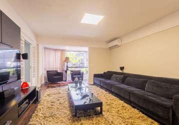 Lindo apartamento reformado no centro da cidade de joinville