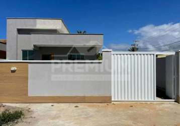 Casa com 2 quartos à venda na rua victor frederico kastrup, cordeirinho (ponta negra), maricá, 71 m2 por r$ 450.000