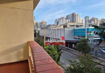 Apartamento a venda em pinheiros três quartos!!