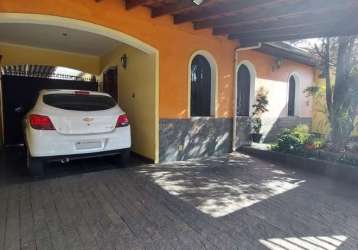 Casa térrea na vila fiori com 3 dormitórios sendo 1 suíte e 4 vagas de garagem