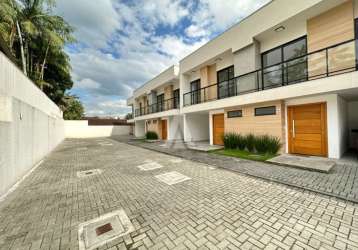 Casa em condomínio fechado com 3 quartos à venda na rua alberto bornschein, --, glória, joinville por r$ 680.000