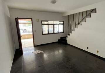 Casa com 2 quartos à venda na rua cometa, 564, vila nivi, são paulo por r$ 750.000