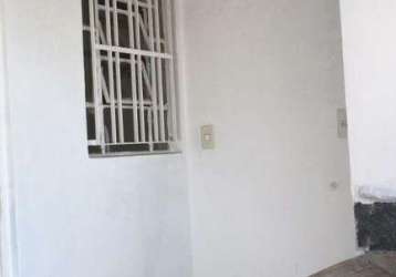 Casa com 1 dormitório para alugar por r$ 1.200,00/mês - umuarama - osasco/sp