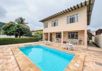 Casa com 5 dormitórios à venda, 300 m² por r$ 1.600.000,00 - itaipu - niterói/rj