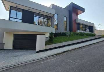 Casa alto padrão - com piscina e área gourmet (bairro pedra branca em palhoça)