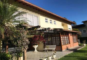 Casa para venda no comary na cbf em teresópolis