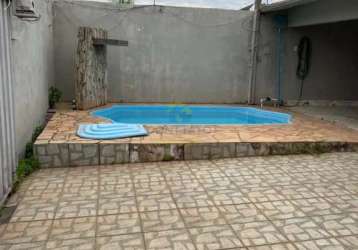 Vende-se  casa com piscina no bairro tijucal codigo: 63013