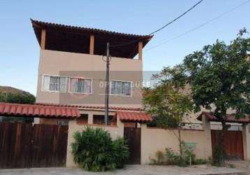 Open house vende casa com 3 andares e 6 quartos