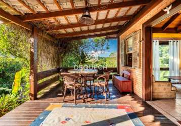 Casa com 3 quartos à venda na rua engenheiro rômulo gutierrez, vista alegre, curitiba, 459 m2 por r$ 1.790.000