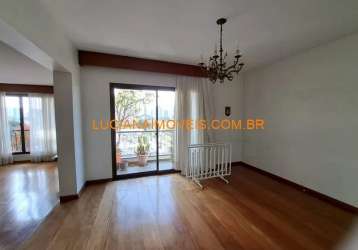 Apartamento de 250 ² com 4 suites em campo belo