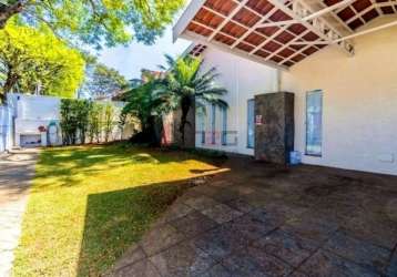 Casa com 3 quartos e 6 banheiros à venda, 350 m²