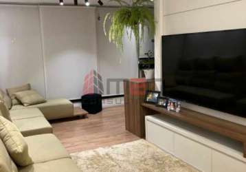 Apartamento de 81m²au com 3 dormitórios e 2 vagas para venda