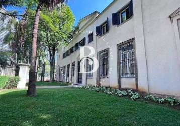 Casa com 1200 m², 6 quartos sendo 6 suítes à venda no bairro jardim europa.