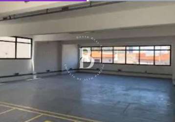 Prédio comercial moderno e versátil – 371 m² em localização privilegiada!