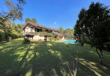 Casa pq silvino pereira - ótima construção! 5 suítes + apto. hóspedes, lazer com piscina