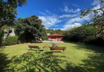 Chácara vale do rio cotia -  casa térrea,  com 3 suítes, lote plano, piscina e gourmet!