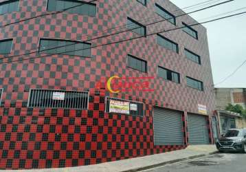 Òtimo prédio comercial, com 3 andares, excelente localização