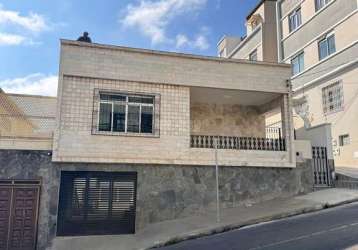 Casa com 3 quartos à venda na rua batista de oliveira, centro, juiz de fora, 247 m2 por r$ 1.490.000