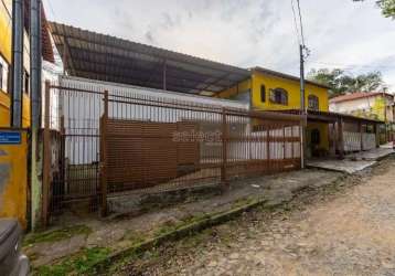 Casa em condomínio fechado com 3 quartos para alugar na rua antônio carlos pereira, tiguera, juiz de fora, 200 m2 por r$ 2.200