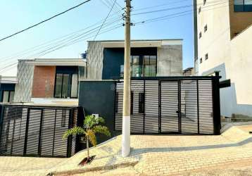 Casa com 3 quartos à venda na rua doutor renê soares de oliveira, recanto da mata, juiz de fora, 166 m2 por r$ 520.000