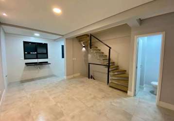 Sobrado triplex com 2 dormitórios à venda, 116 m² por r$ 749.000 - marapé - santos/sp