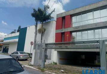 Prédio - vila são francisco - sp