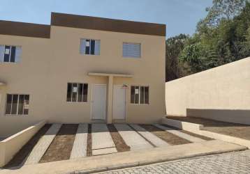 Casa em condomínio fechado com 2 quartos à venda na rua dos grilos, 388, centro (caucaia do alto), cotia, 50 m2 por r$ 195.000