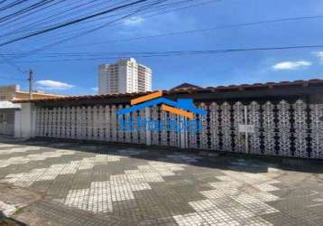 Casa térrea 202m² com 2 suítes em presidente altino.