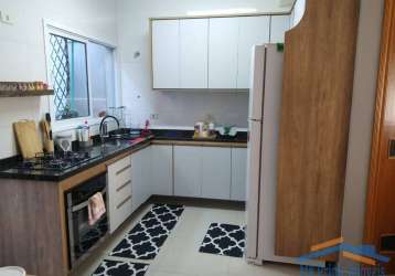 Lindo sobrado em condomínio (villagio) 72 m²  2 dorm. 1 vaga - jaguaribe