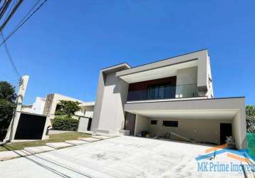 Casa com acabamentos de alto padrão em alphaville residencial 2.