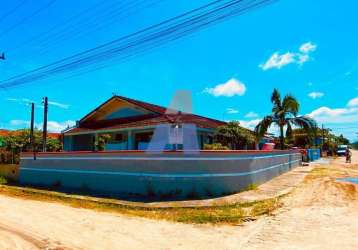 Casa em ubatuba, são francisco do sul/sc