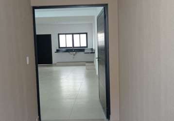 Linda casa térrea com 167m2 no portal ville azaleia  em  boituva - sp.