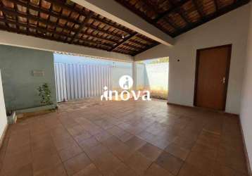 Casa à venda, 3 quartos, 1 suíte, 2 vagas, boa vista - uberaba/mg