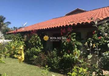 Casa à venda 4 quartos a poucos metros da praia de bombas - bombinhas sc