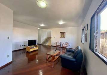 Casa com entrada independente 3 quartos sendo um com suite à venda, 220 m² por r$ 599.000 - copacabana - belo horizonte/mg