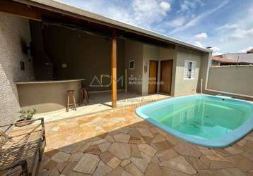 Casa linda, com piscina no jardim paraíso em botucatu-sp