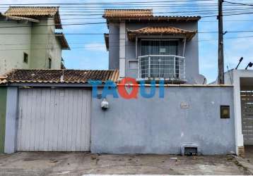 Casa duplex à venda 2 quartos com acesso à lagoa na ogiva, cabo frio - rj