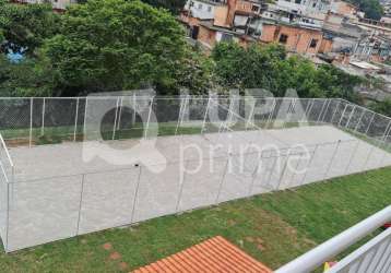 Apartamento com 2 dormitórios á venda na vila carmosina