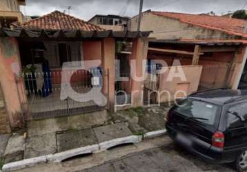 Terreno com 6 casas para renda à venda na vila ede!