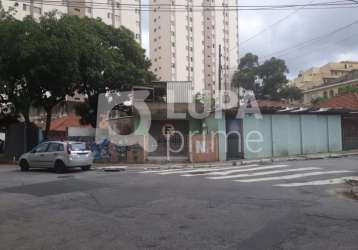 Casa térrea com 3 dormitórios (1 suíte) á venda- santa teresinha