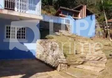 Casa à venda em condomínio fechado-vila santos- 4 dormitórios- 1 suíte 1 sala,  3 banheiros, 3 vagas